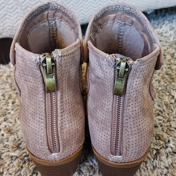 Forever Taupe Booties - Picture 4 of 5